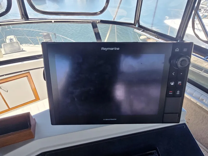 Slide: The Image of Carver Yachts 3807 1989 - 6767992