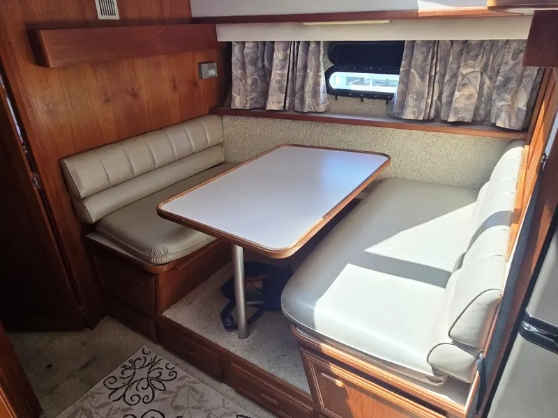 Slide: The Image of Carver Yachts 3807 1989 - 6768006