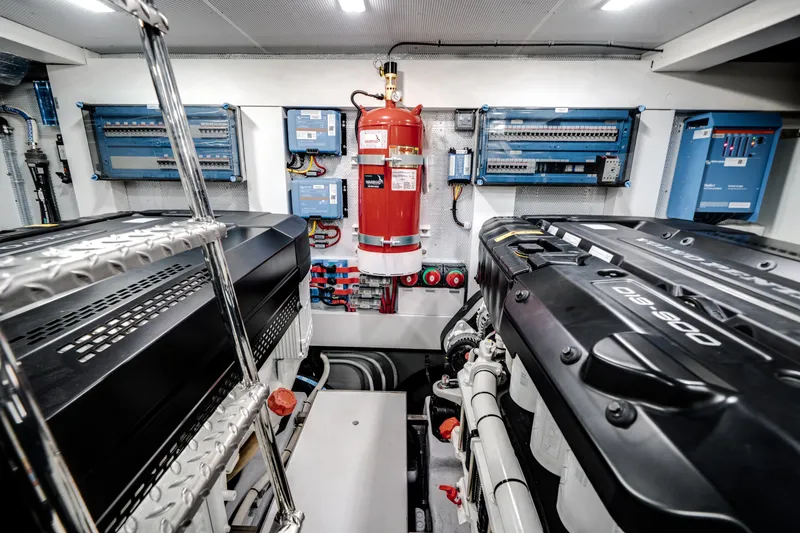 Slide: The Image of Galeon 570 SKY 2027 - 8153201