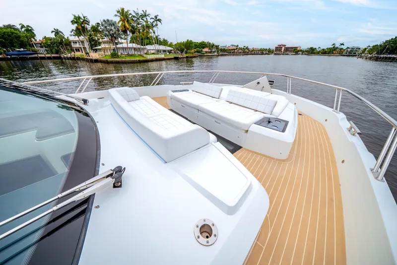 Slide: The Image of Galeon 570 SKY 2027 - 8153163