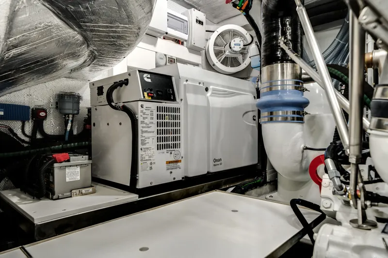 Slide: The Image of Galeon 570 SKY 2027 - 8153202