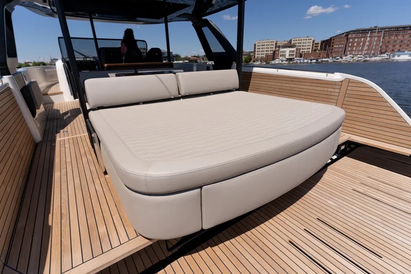 Slide: The Image of Cranchi A46 2026 - 6886846