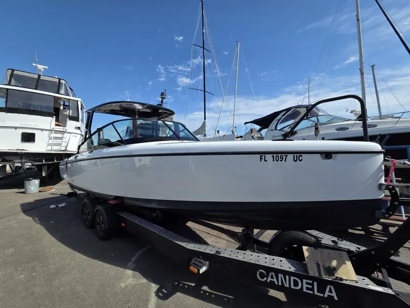 Slide: The Image of Candela C-8 T-top on its trailer - 6769892