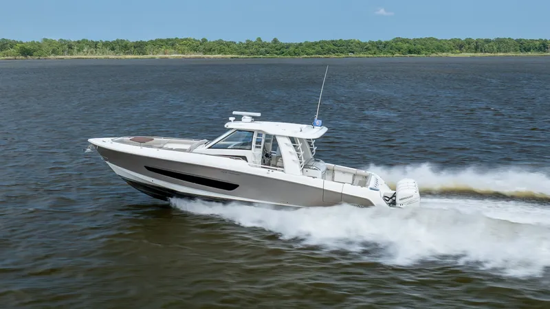 The Image of Boston Whaler 420 Outrage 2017 - 6780355