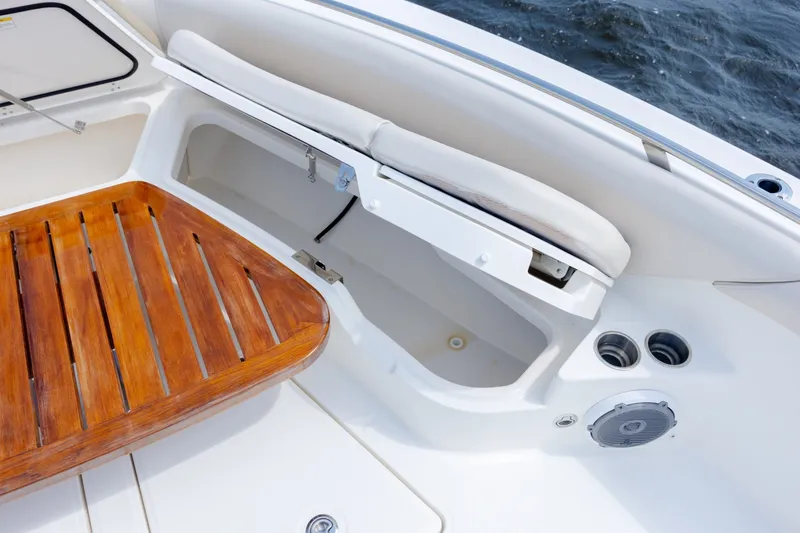 Slide: The Image of Boston Whaler 420 Outrage 2017 - 6780454