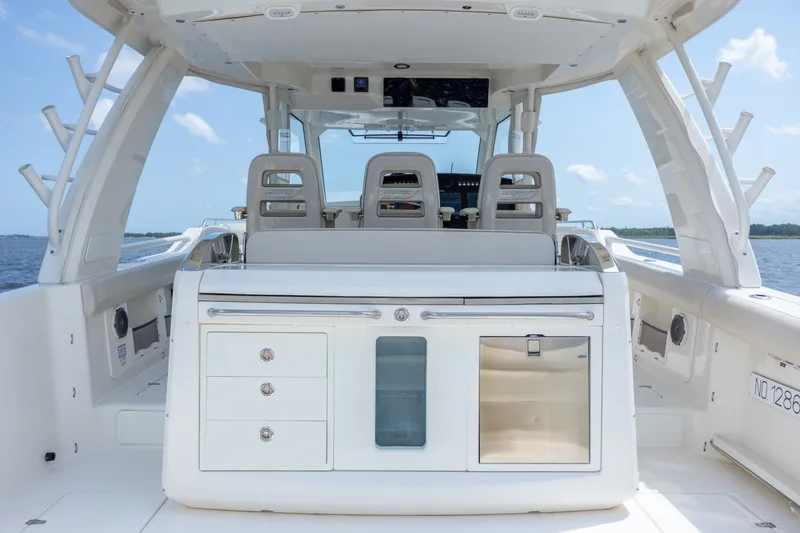 Slide: The Image of Boston Whaler 420 Outrage 2017 - 6780400