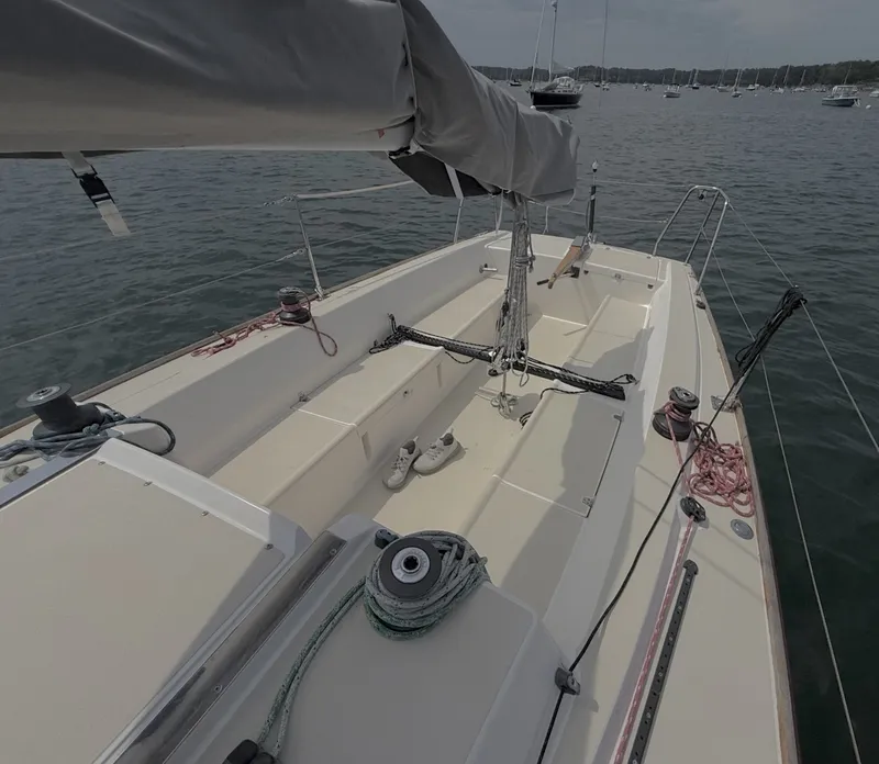 Slide: The Image of J Boats 33 2006 - 6781332