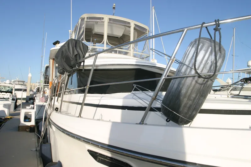 Slide: The Image of Carver Yachts 42 1989 - 6781966