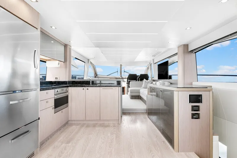 Slide: The Image of Sunseeker 66 Manhattan 2020 - 6782054