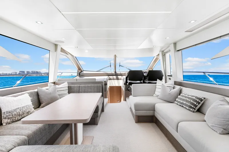 Slide: The Image of Sunseeker 66 Manhattan 2020 - 6782057
