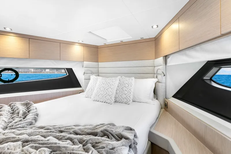Slide: The Image of Sunseeker 66 Manhattan 2020 - 6781953