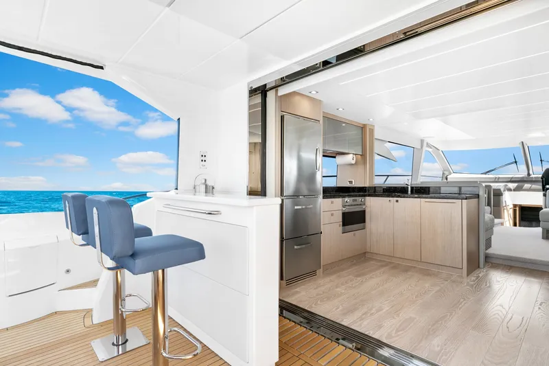 Slide: The Image of Sunseeker 66 Manhattan 2020 - 6782056
