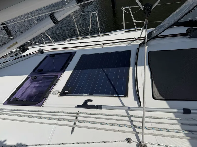 Slide: The Image of Jeanneau 44 SO Jeanneau 44 SO solar panel - 7366964