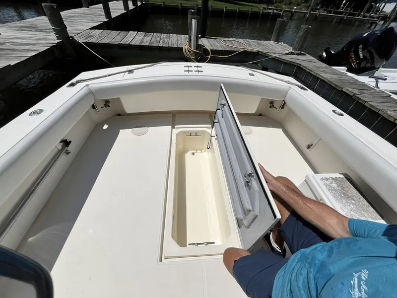 Slide: The Image of Albemarle 280 Express Fisherman 2003 - 6786112