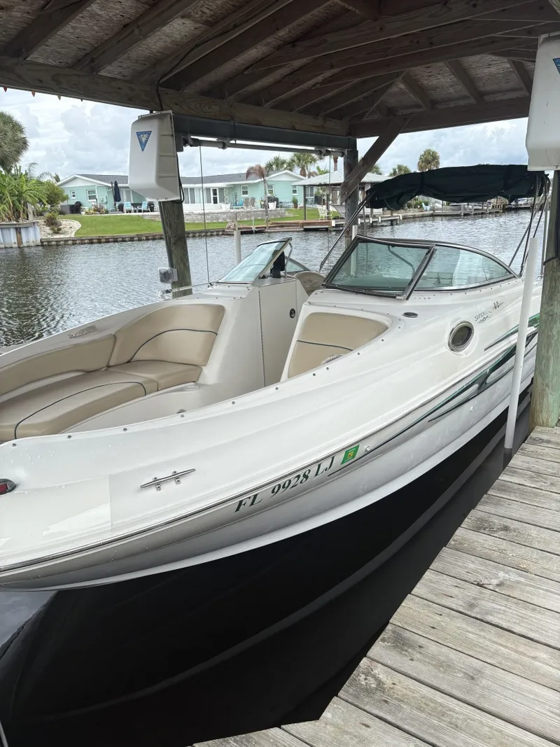 The Image of Sea Ray 24 2001 - 6786362