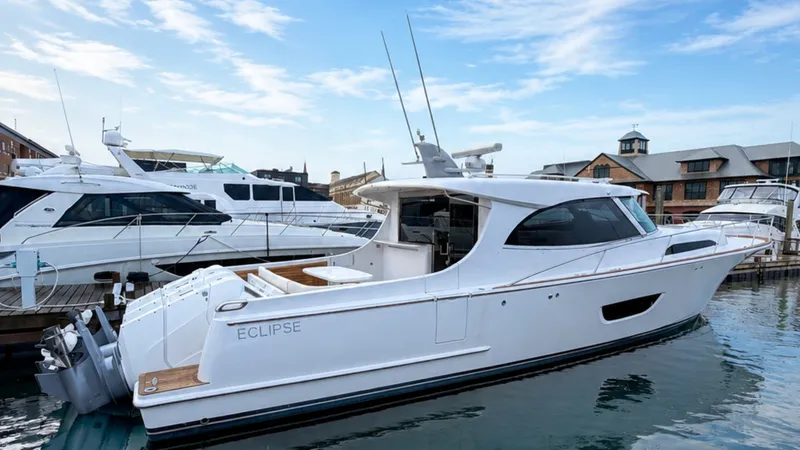 The Image of Eclipse 505 Shadow 2025 - undefined