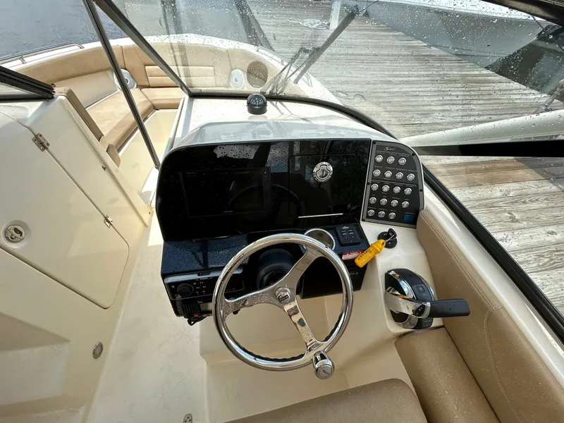 Slide: The Image of Scout 255 Dorado 2018 - 6787479