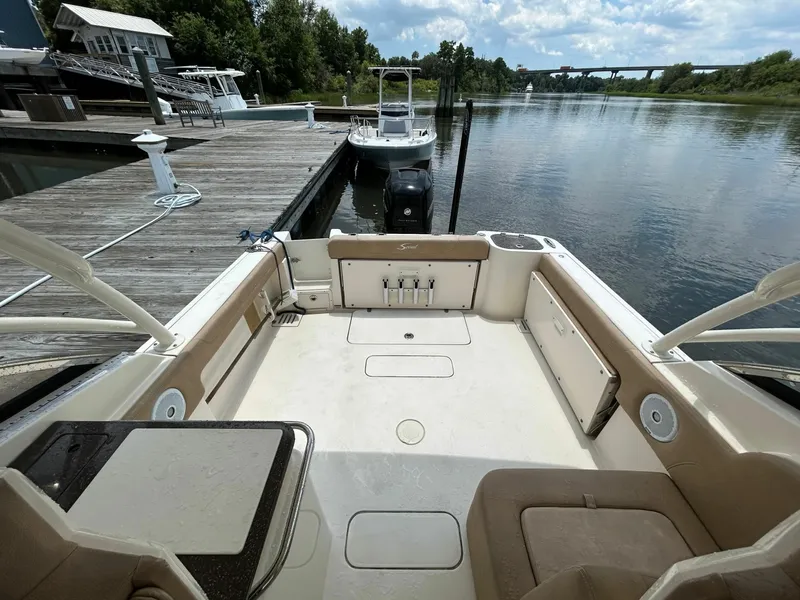 Slide: The Image of Scout 255 Dorado 2018 - 6787486