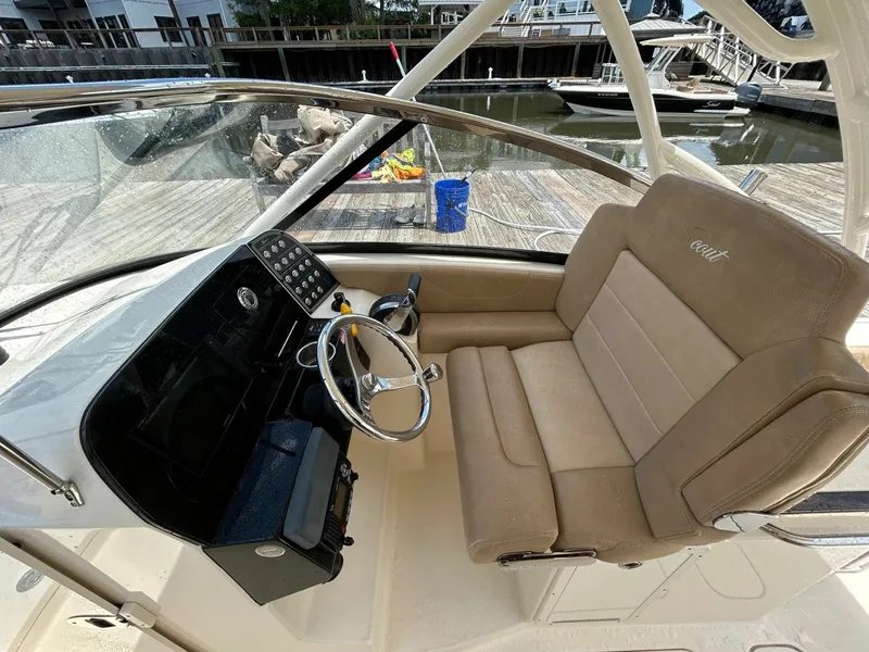 Slide: The Image of Scout 255 Dorado 2018 - 6787476