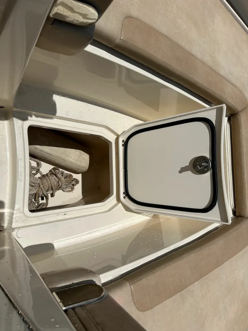 Slide: The Image of Scout 255 Dorado 2018 - 6787498