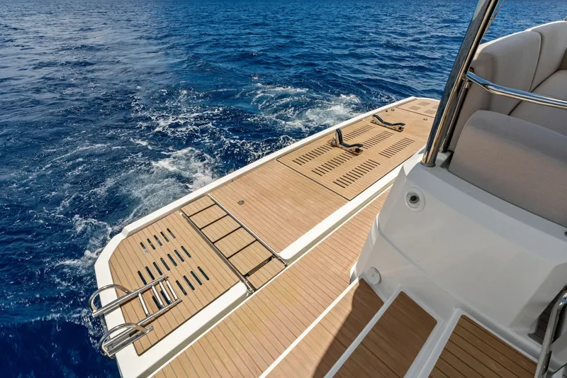 Slide: The Image of Fountaine Pajot MY6 2024 - 7163942