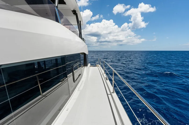 Slide: The Image of Fountaine Pajot MY6 2024 - 7163951