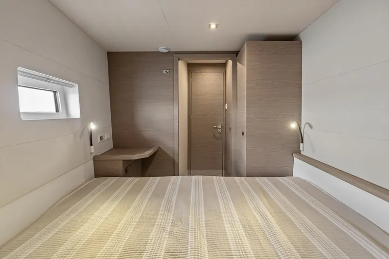Slide: The Image of Fountaine Pajot MY6 2024 - 7163994