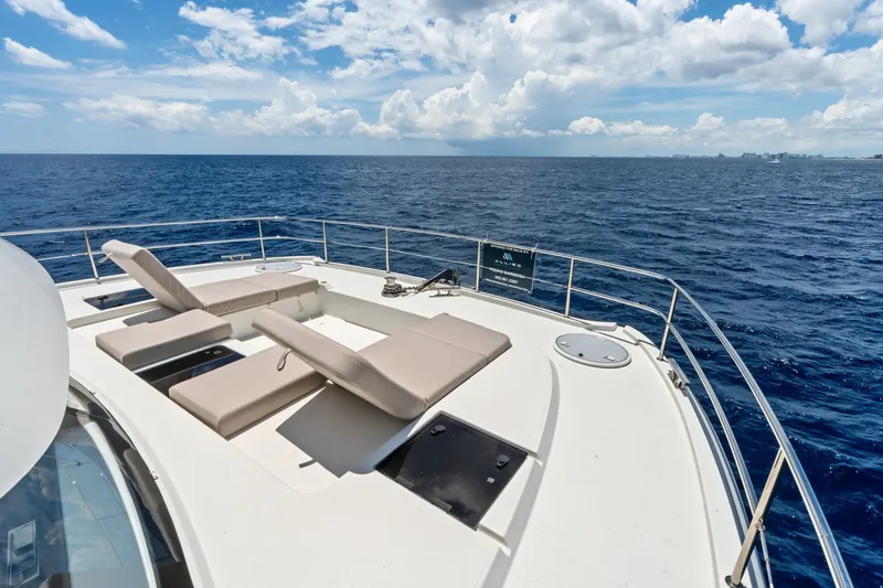Slide: The Image of Fountaine Pajot MY6 2024 - 7163945