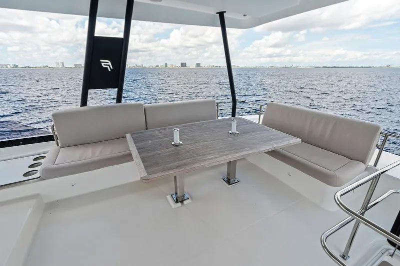 Slide: The Image of Fountaine Pajot MY6 2024 - 7163955