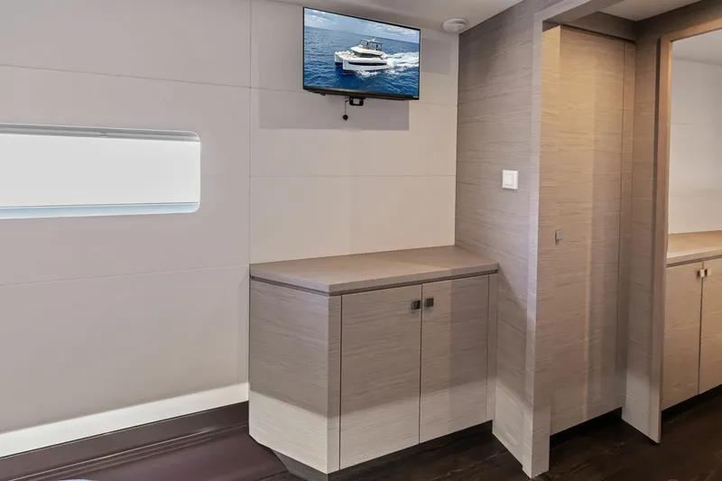 Slide: The Image of Fountaine Pajot MY6 2024 - 7163999