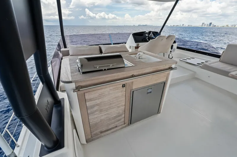 Slide: The Image of Fountaine Pajot MY6 2024 - 7163957