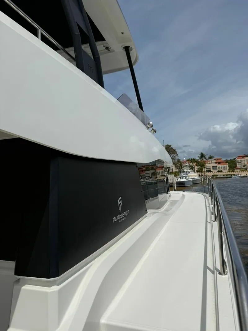 Slide: The Image of Fountaine Pajot MY6 2024 - 6788270