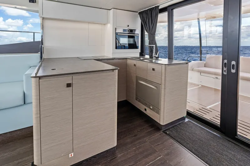 Slide: The Image of Fountaine Pajot MY6 2024 - 7163972