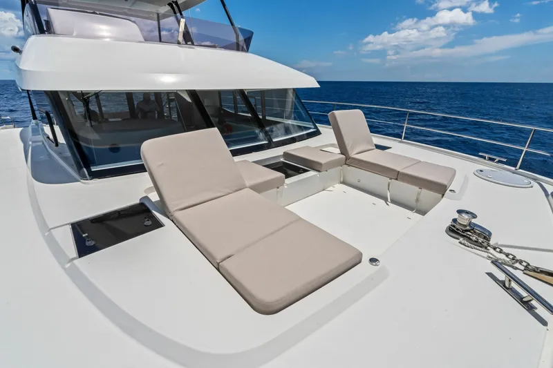 Slide: The Image of Fountaine Pajot MY6 2024 - 7163946