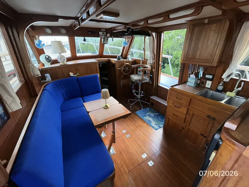 Slide: The Image of 36' Monk salon forward - 6798030