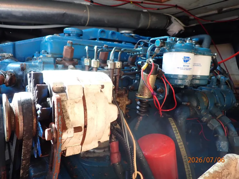 Slide: The Image of 36' Monk main engine2 - 6798016