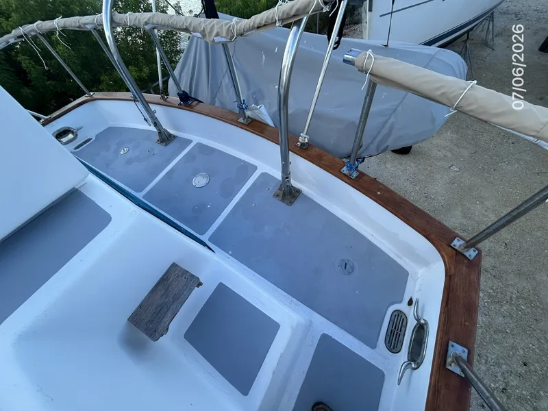 Slide: The Image of 36' Monk aftdeck2 - 6797980