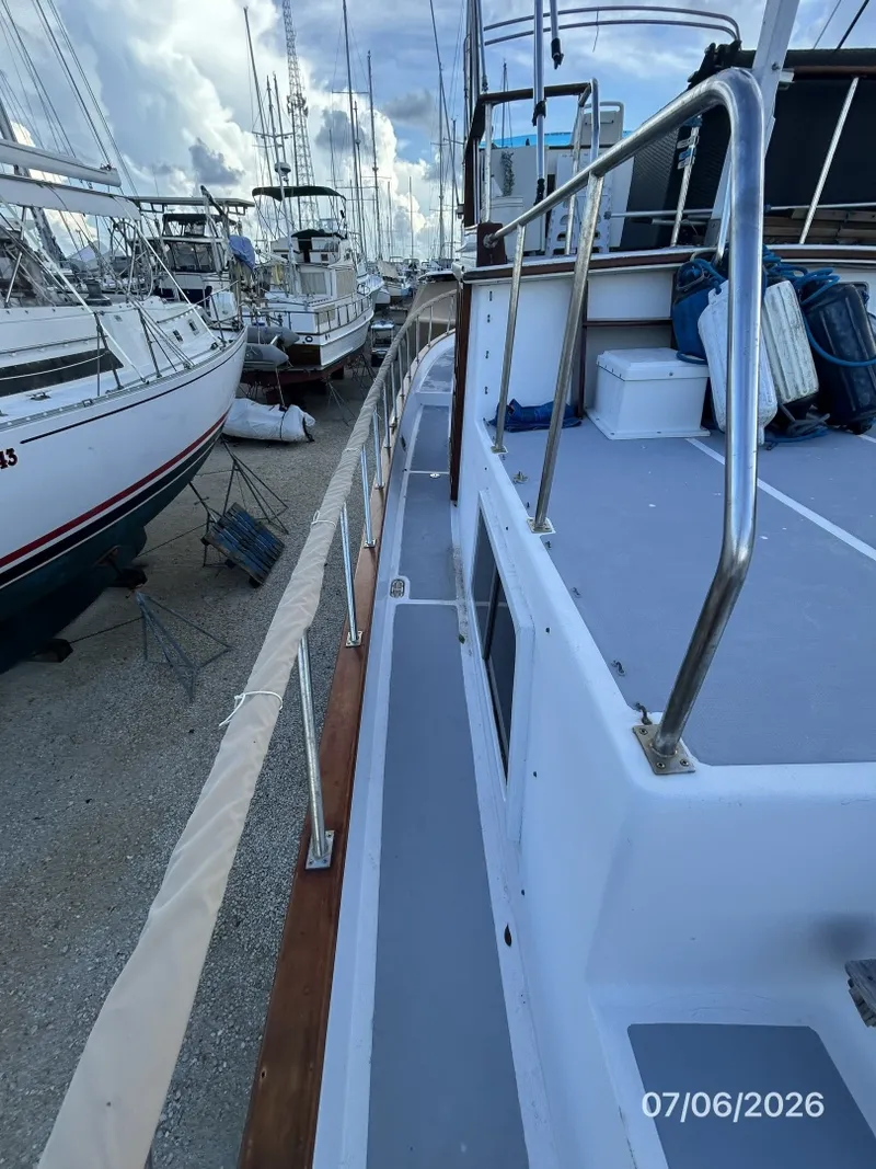 Slide: The Image of 36' Monk port side deck2 - 6798027