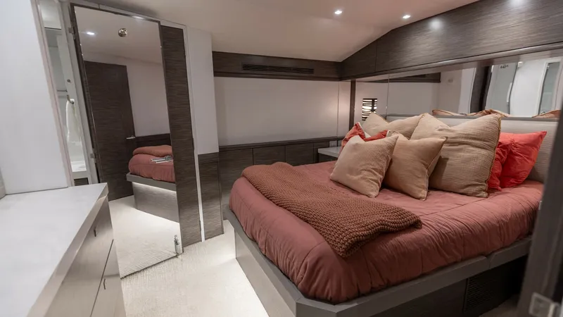 Slide: The Image of 2021 65 Hatteras GT On the DL Master Stateroom (2) - 7403452