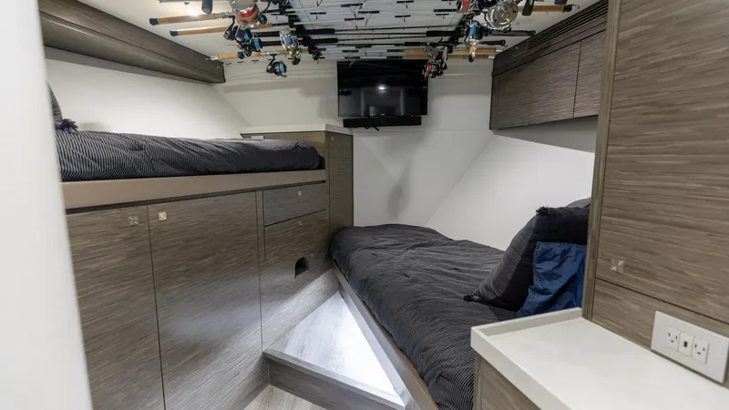 Slide: The Image of 2021 65 Hatteras GT On the DL Forward V Berth (2) - 7403437