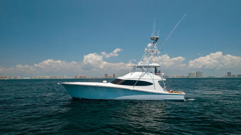 The Image of 2021 65 Hatteras GT On the DL Port Profile - 7403493