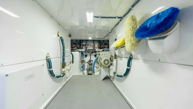 Slide: The Image of 2021 65 Hatteras GT On the DL Engine Room (11) - 7403483