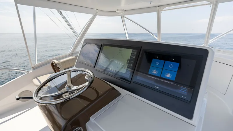 Slide: The Image of 2021 65 Hatteras GT On the DL Flybridge (3) - 7403458