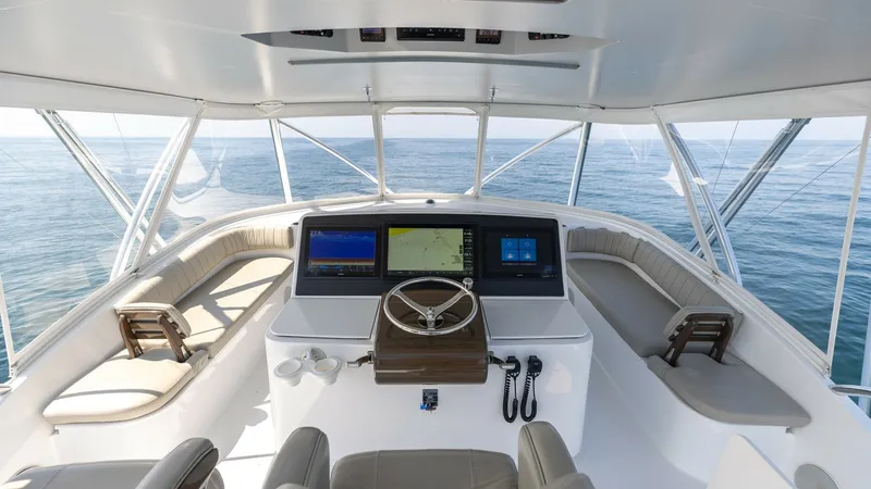 Slide: The Image of 2021 65 Hatteras GT On the DL Flybridge (2) - 7403414