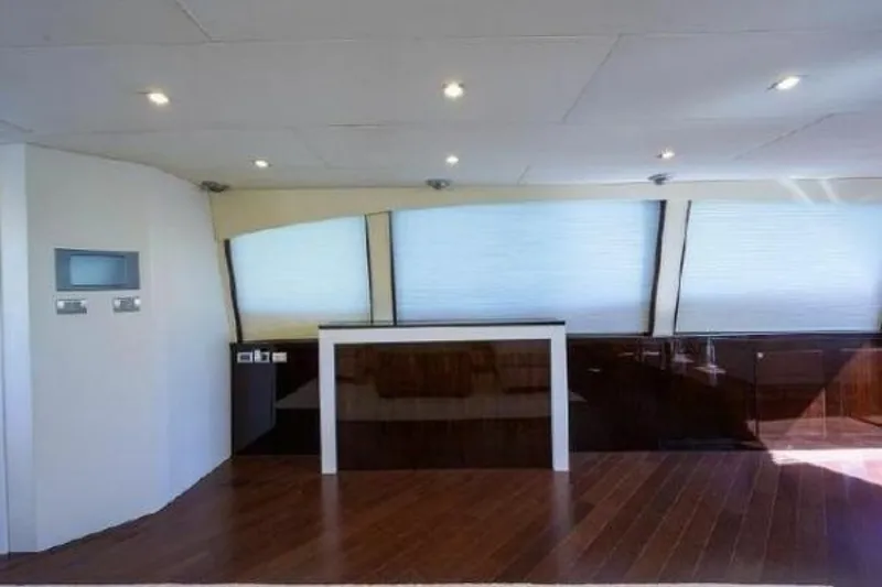 Slide: The Image of Lazzara LSX 95 Flybridge 2012 - 6797212