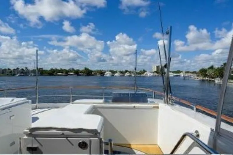 Slide: The Image of Lazzara LSX 95 Flybridge 2012 - 6797201