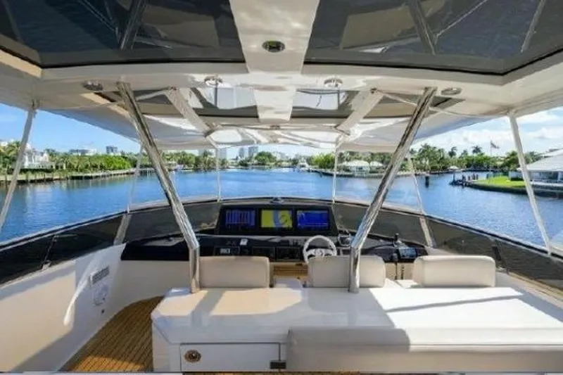 Slide: The Image of Lazzara LSX 95 Flybridge 2012 - 6797205