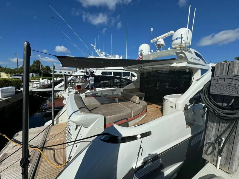Slide: The Image of Azimut 62S 2008 - 6797345