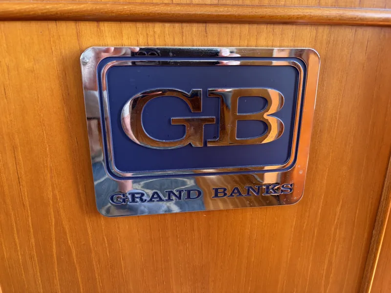 Slide: The Image of Grand Banks 42 2001 - 6797776