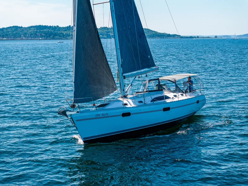 Slide: The Image of Catalina 445 2023 - 6833543
